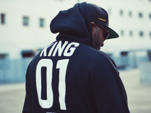sklep z ubraniami streetwear